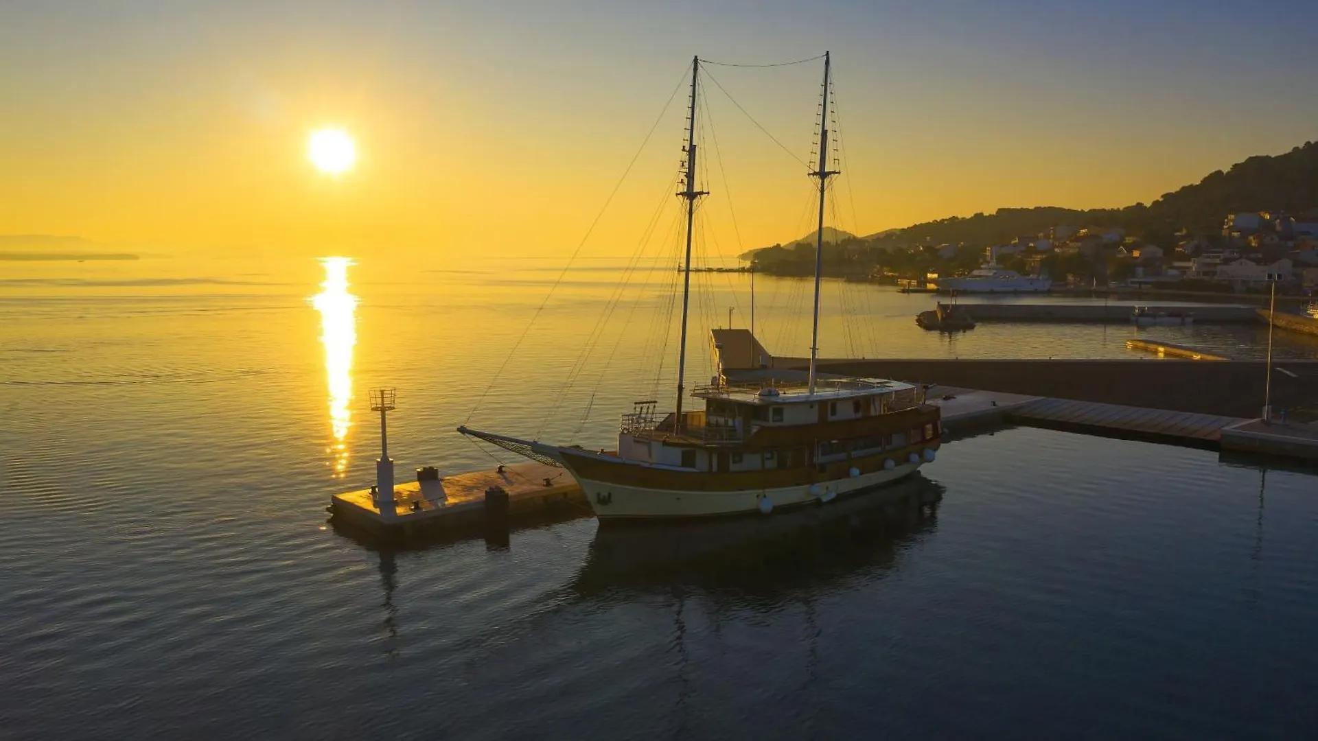 Seaside Holiday House Tkon, Pasman - 14664 Villa Tkon